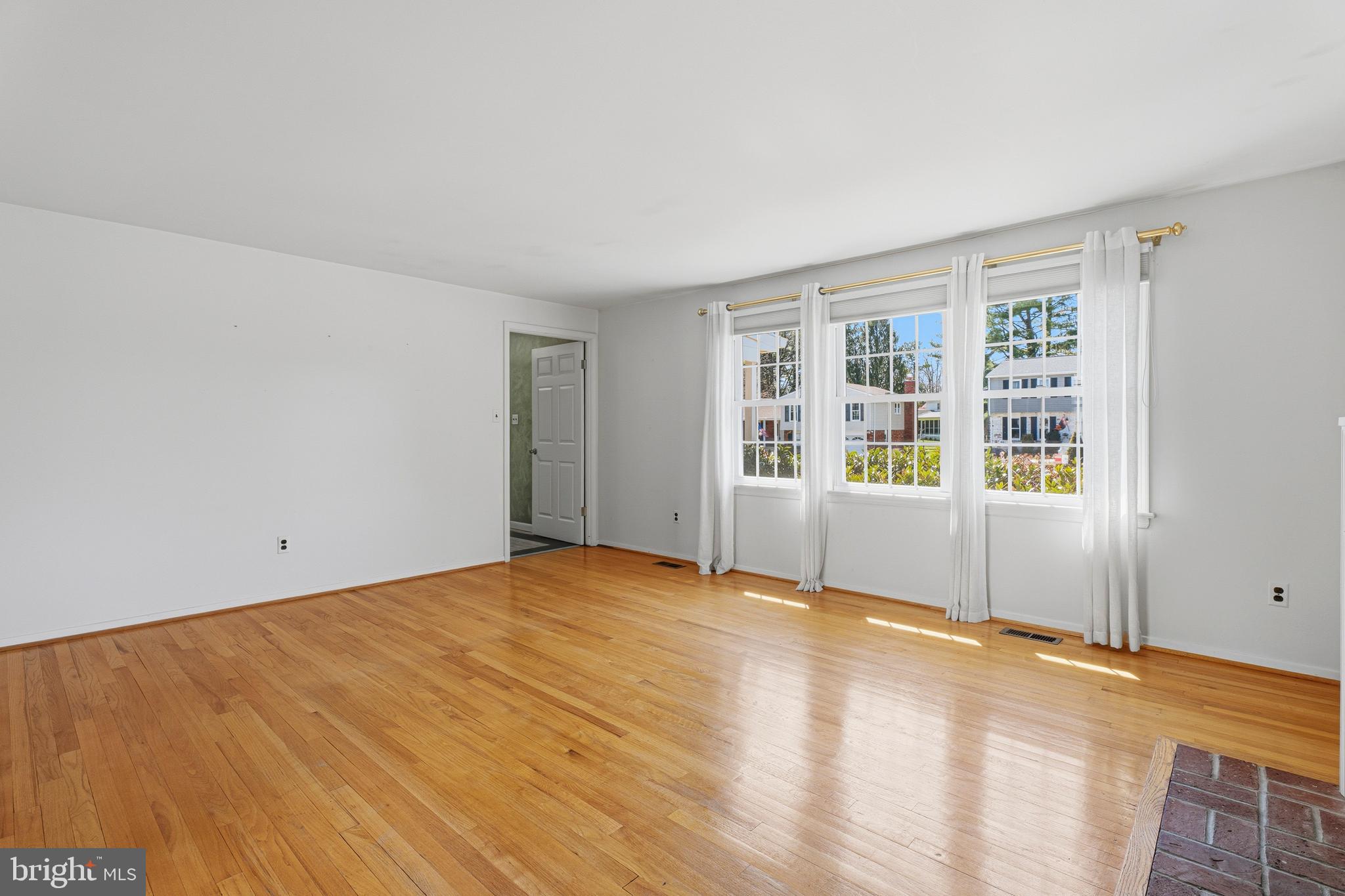 2407 Eastridge Road Lutherville-Timonium, MD 21093 - Photo 6 of 37