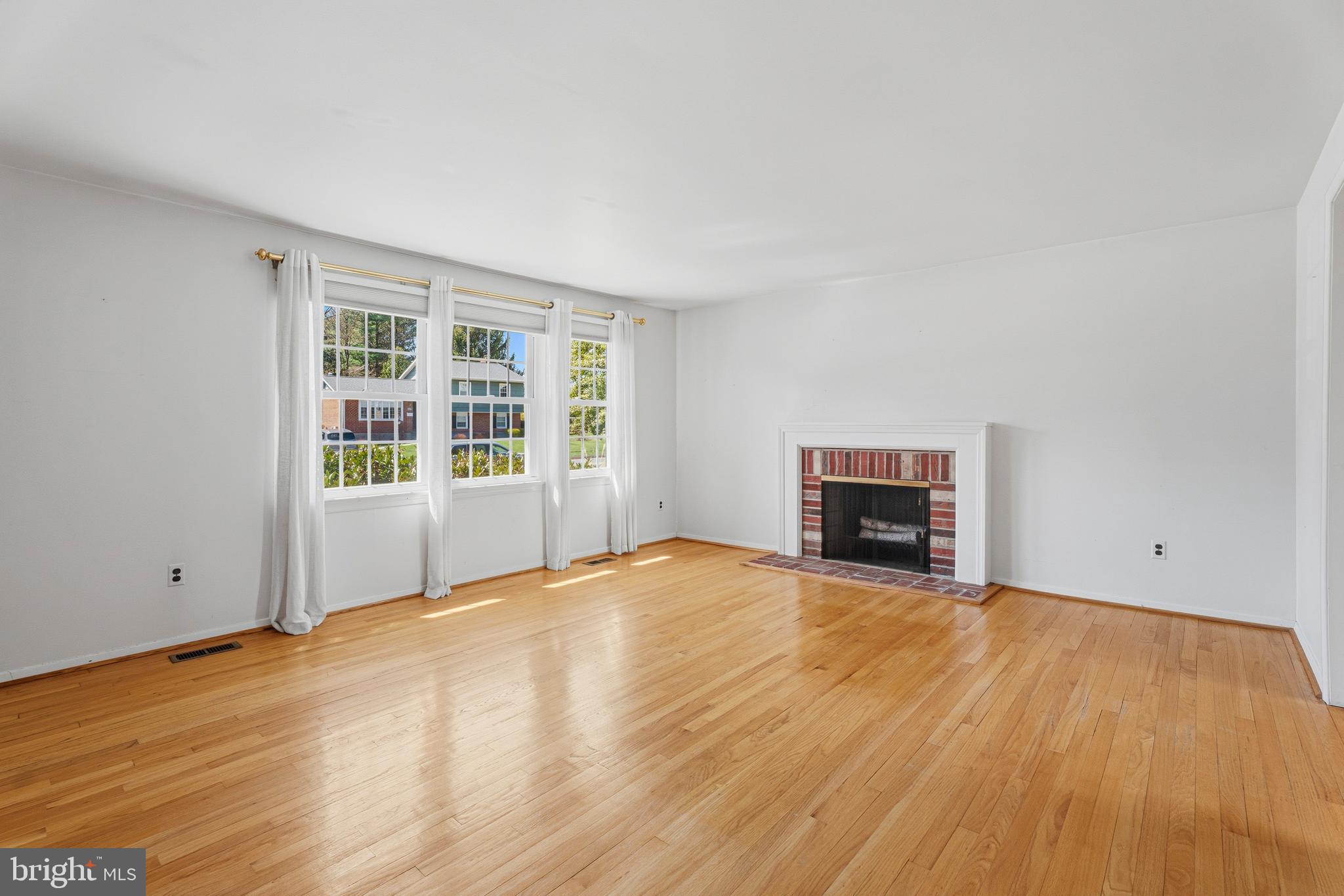 2407 Eastridge Road Lutherville-Timonium, MD 21093 - Photo 7 of 37