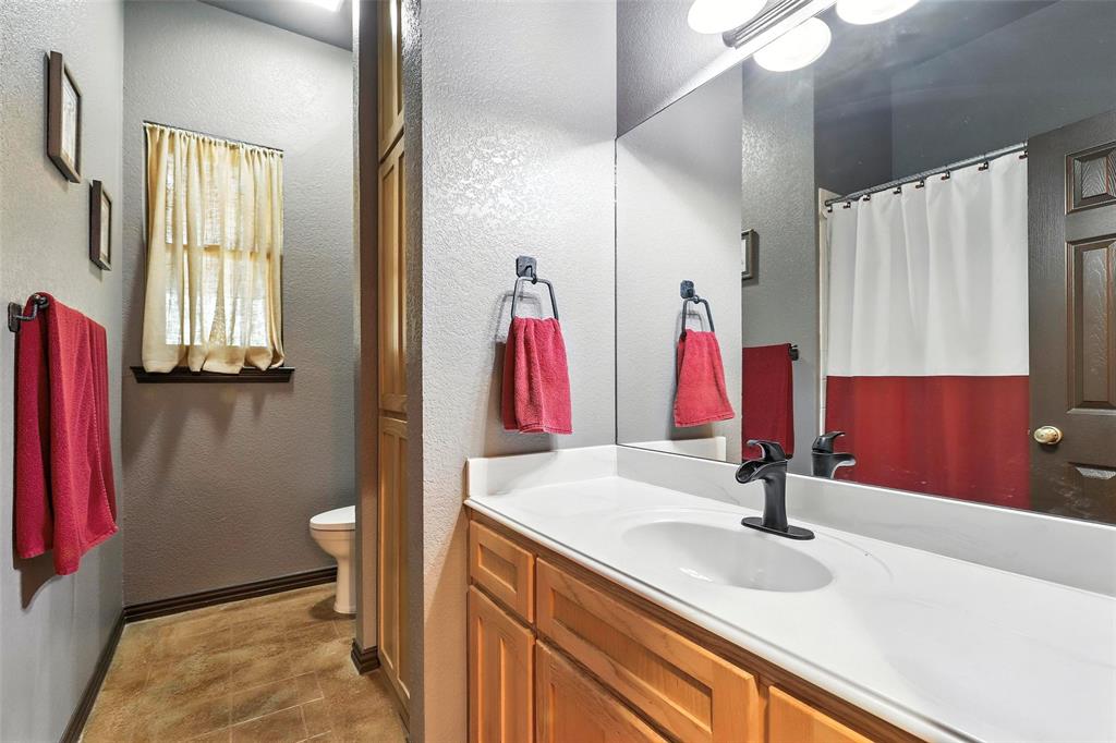 6135 Dobbs Valley Road Mineral Wells, TX 76067 - Photo 12 of 40