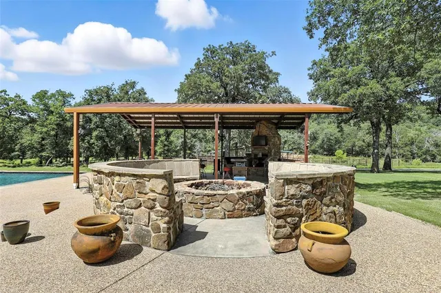 $1,495,000 | 6135 Dobbs Valley Road, Mineral Wells, TX 76067