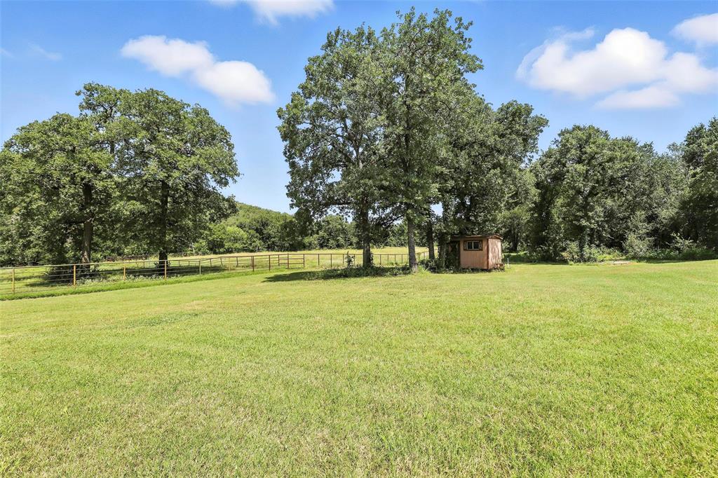 6135 Dobbs Valley Road Mineral Wells, TX 76067 - Photo 37 of 40