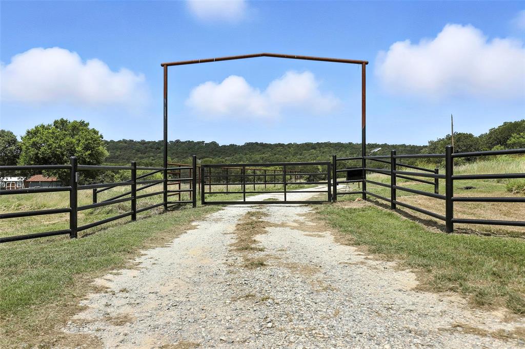 6135 Dobbs Valley Road Mineral Wells, TX 76067 - Photo 39 of 40