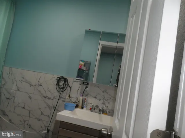 $210,000 | 135 Fountain Avenue, Trenton, NJ 08618