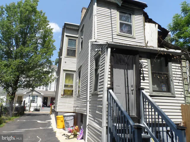 $210,000 | 135 Fountain Avenue, Trenton, NJ 08618