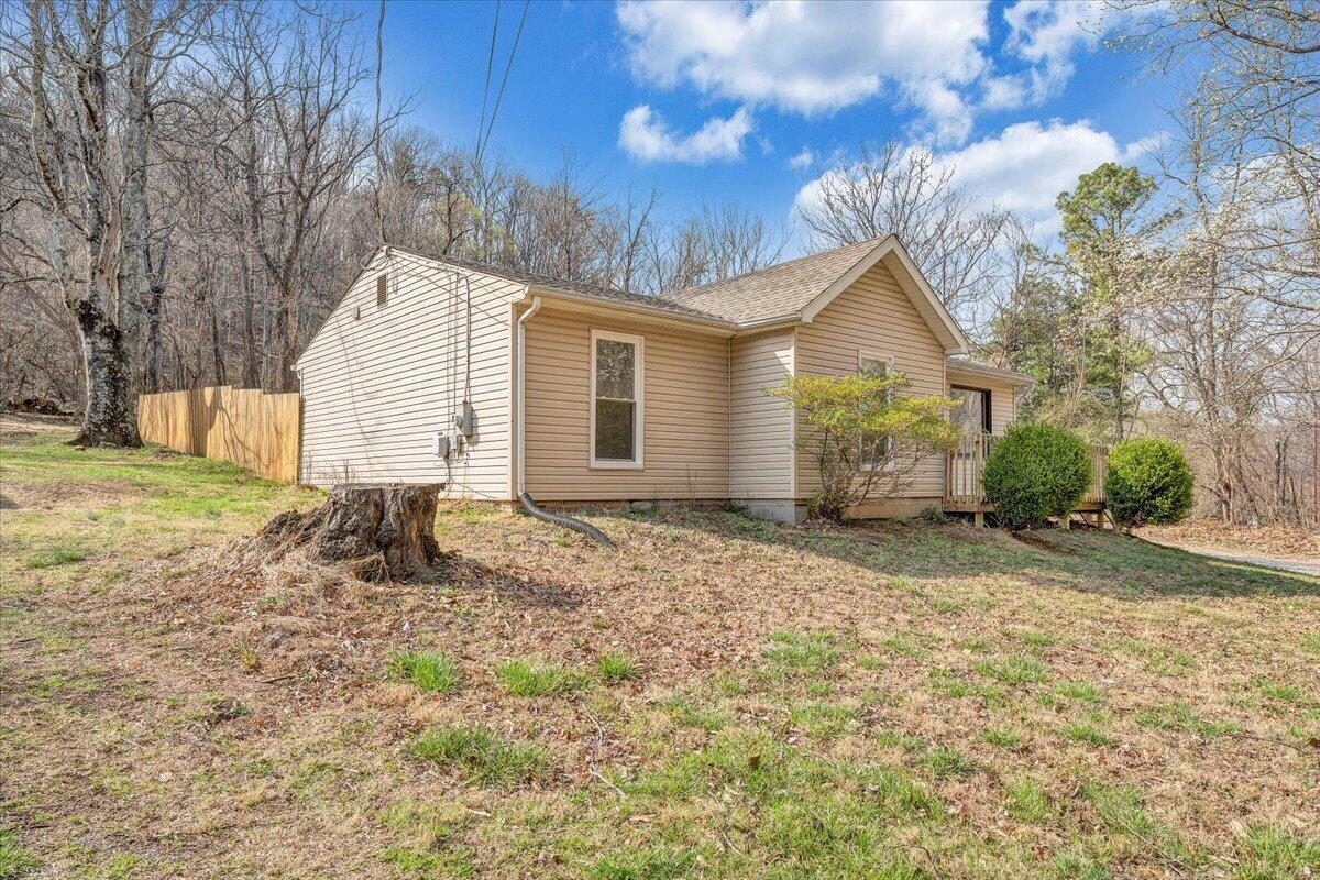 6023 Poor Mountain Road Salem, VA 24153 - Photo 22 of 22 Front of home
