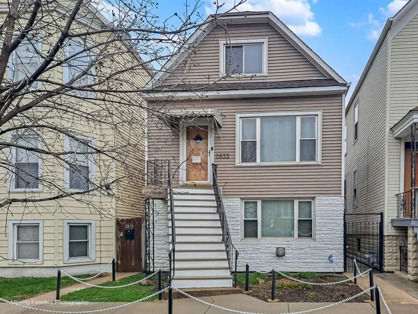 $305,000 | 2833 50th Court, Cicero, IL 60804