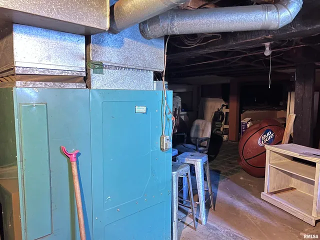 $54,900 | 105 South Forest Avenue, Unit 4, Carbondale, IL 62901