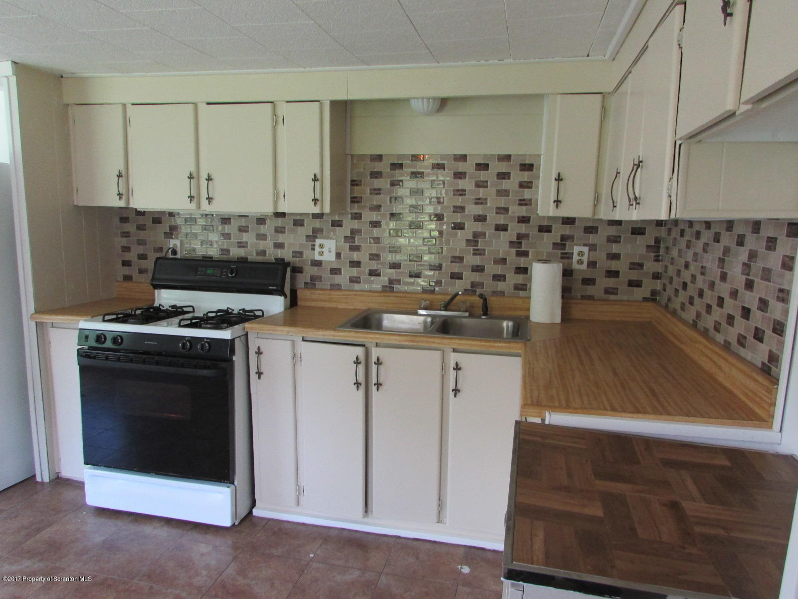 23 Cottrell Road Thompson, PA 18465 - Photo 5 of 23 Gallery Image 5