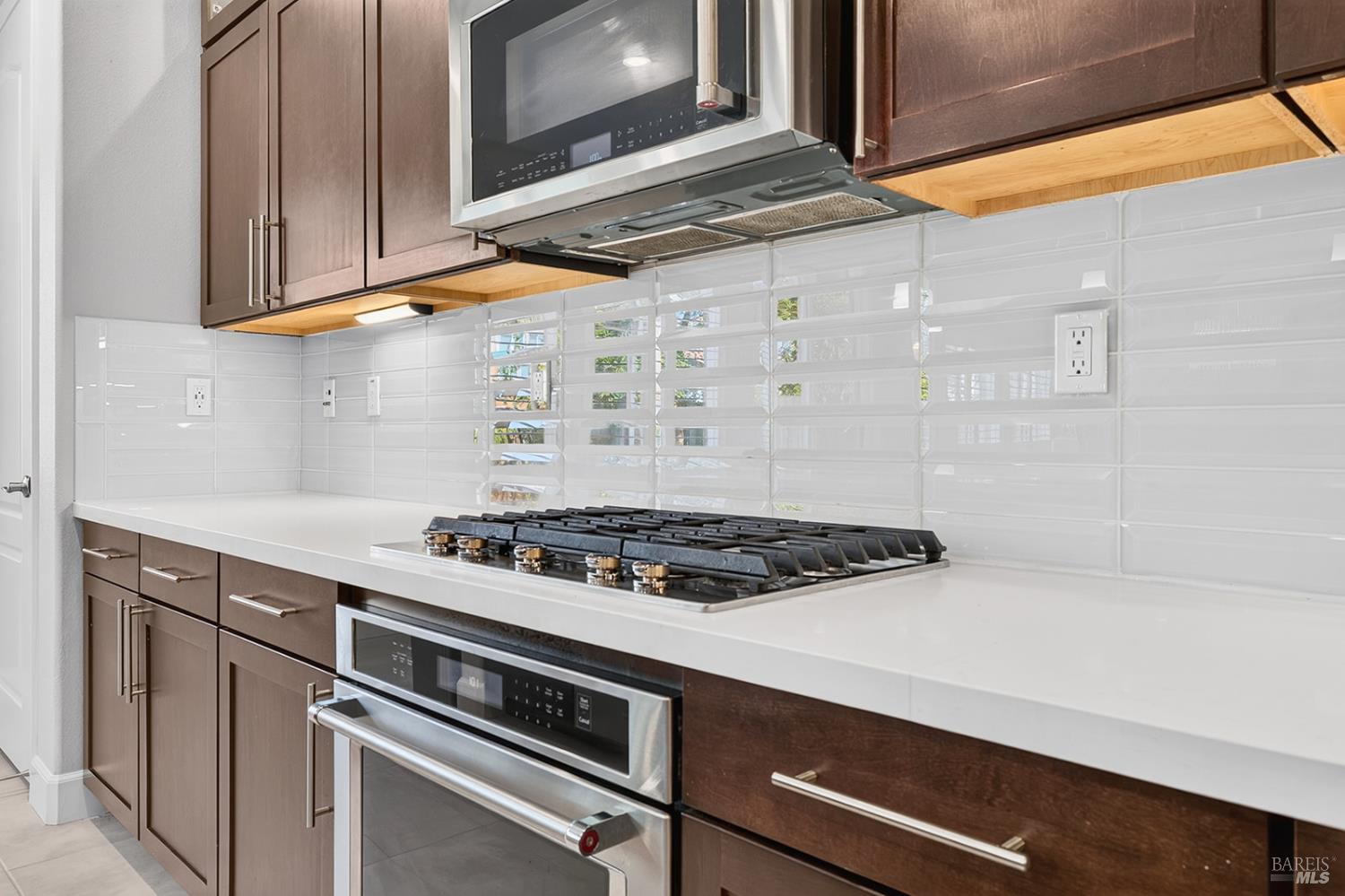 1818 Kyle Place Rohnert Park, CA 94928 - Photo 10 of 49 Gallery Image 10