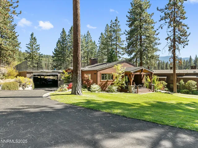 $1,828,000 | 600 Highway 50, Unit 60, Zephyr Cove, NV 89448