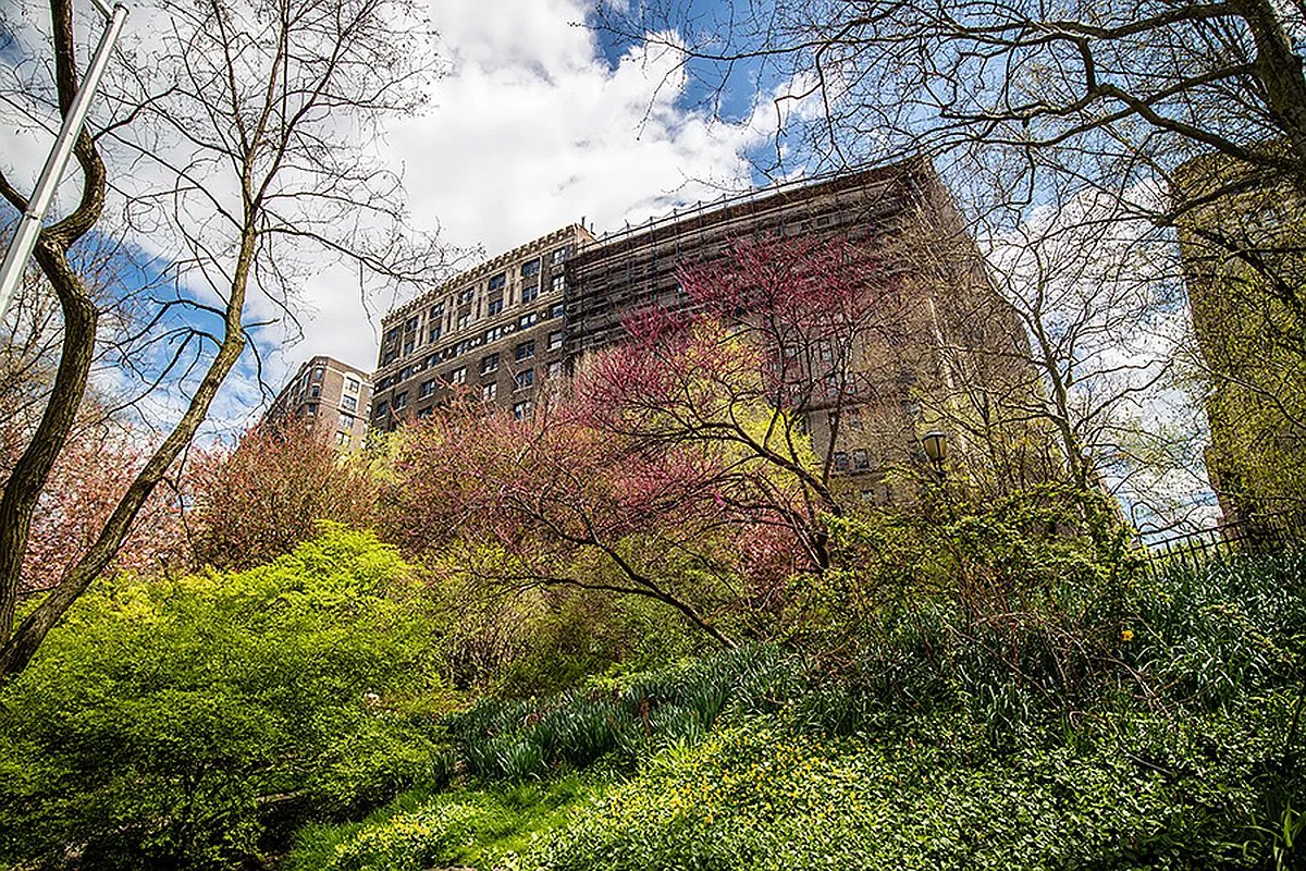 280 Riverside Drive, Unit 10J Manhattan, NY 10025 - Photo 10 of 12 Photo 10