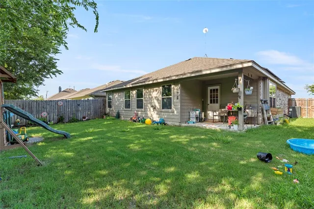 $277,900 | 206 Hubbard Street, Hillsboro, TX 76645