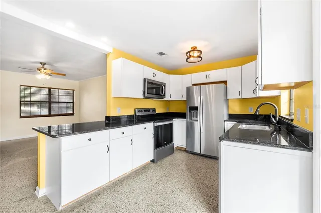 $295,000 | 4005 Northwest 21st Drive, Gainesville, FL 32605