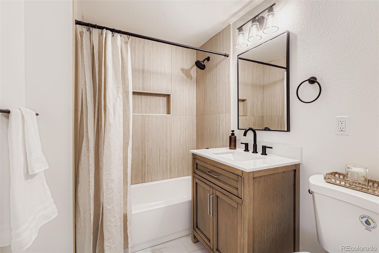 7030 Grape Street Commerce City, CO 80022 - Photo 9 of 28