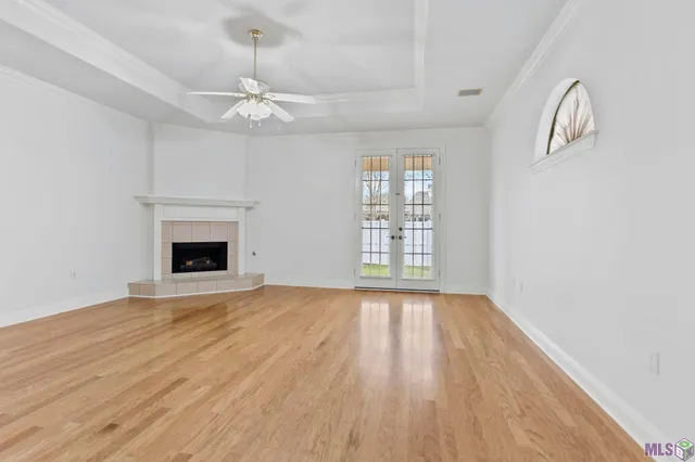 $449,900 | 37237 Lakeshore Avenue, Prairieville, LA 70769