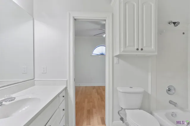 $449,900 | 37237 Lakeshore Avenue, Prairieville, LA 70769