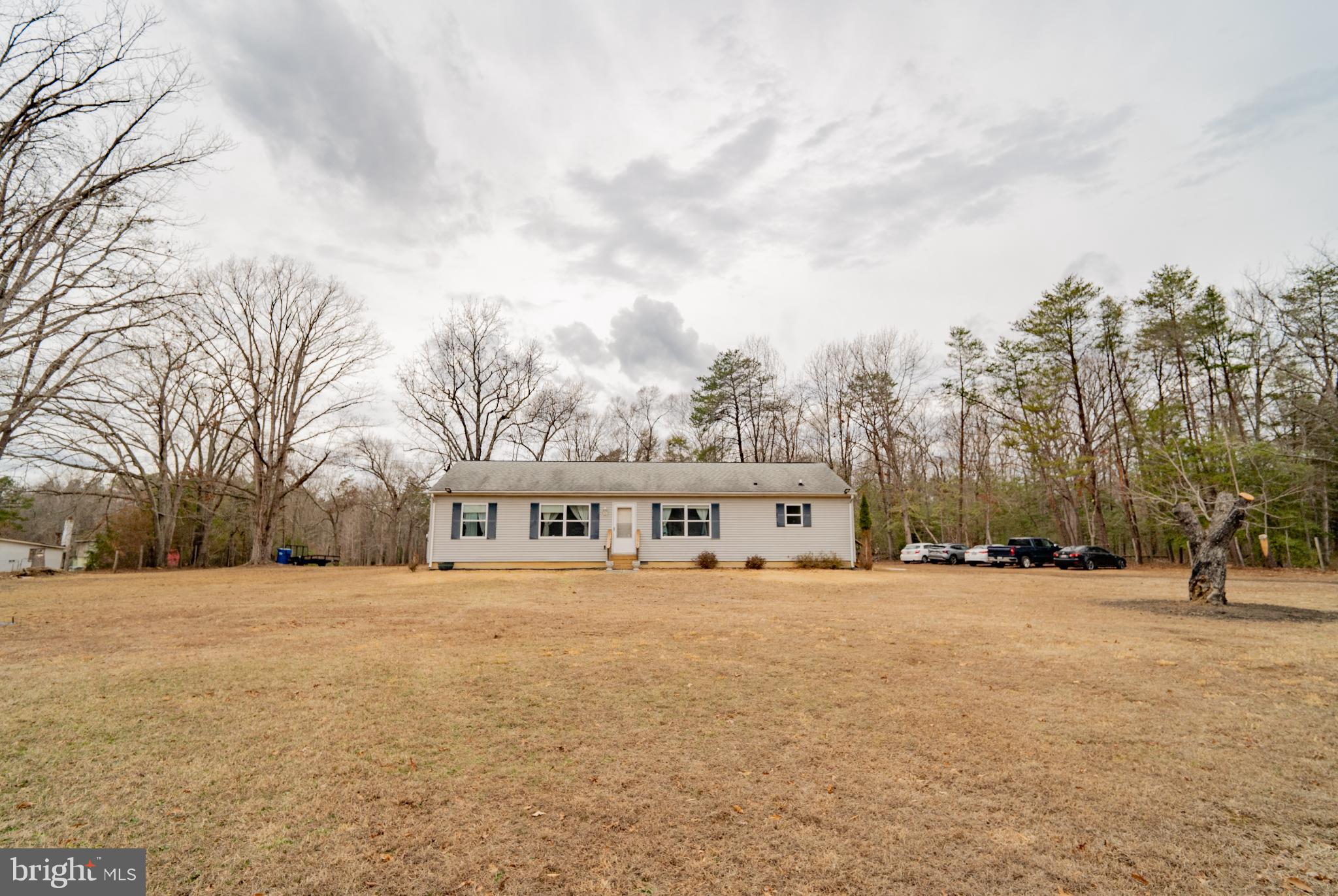 2905 Smith Point Road Nanjemoy, MD 20662 - Photo 31 of 32 a view of a large white building