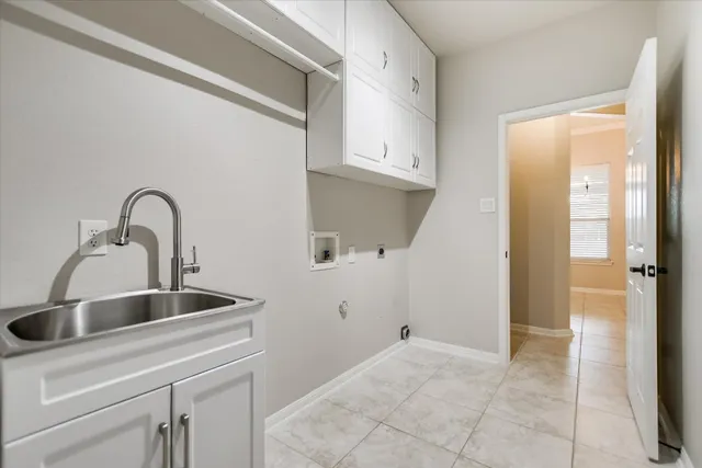 $685,000 | 20105 Farm Pond Lane, Pflugerville, TX 78660