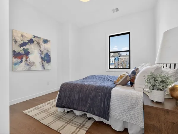 $1,195,000 | 14 Hamlet Street, Unit B, Somerville, MA 02143