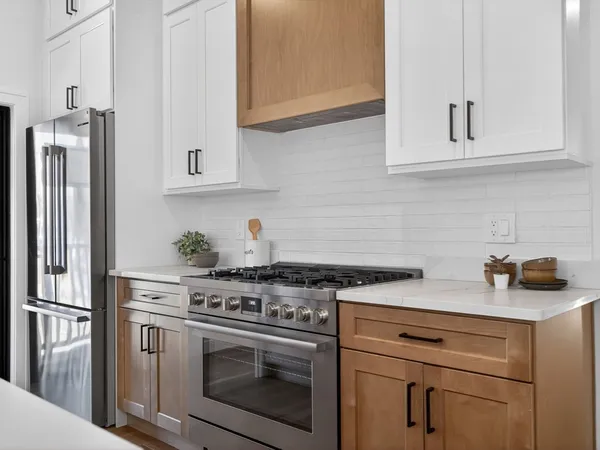 $1,195,000 | 14 Hamlet Street, Unit B, Somerville, MA 02143