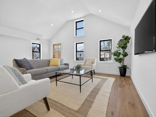 $1,195,000 | 14 Hamlet Street, Unit B, Somerville, MA 02143