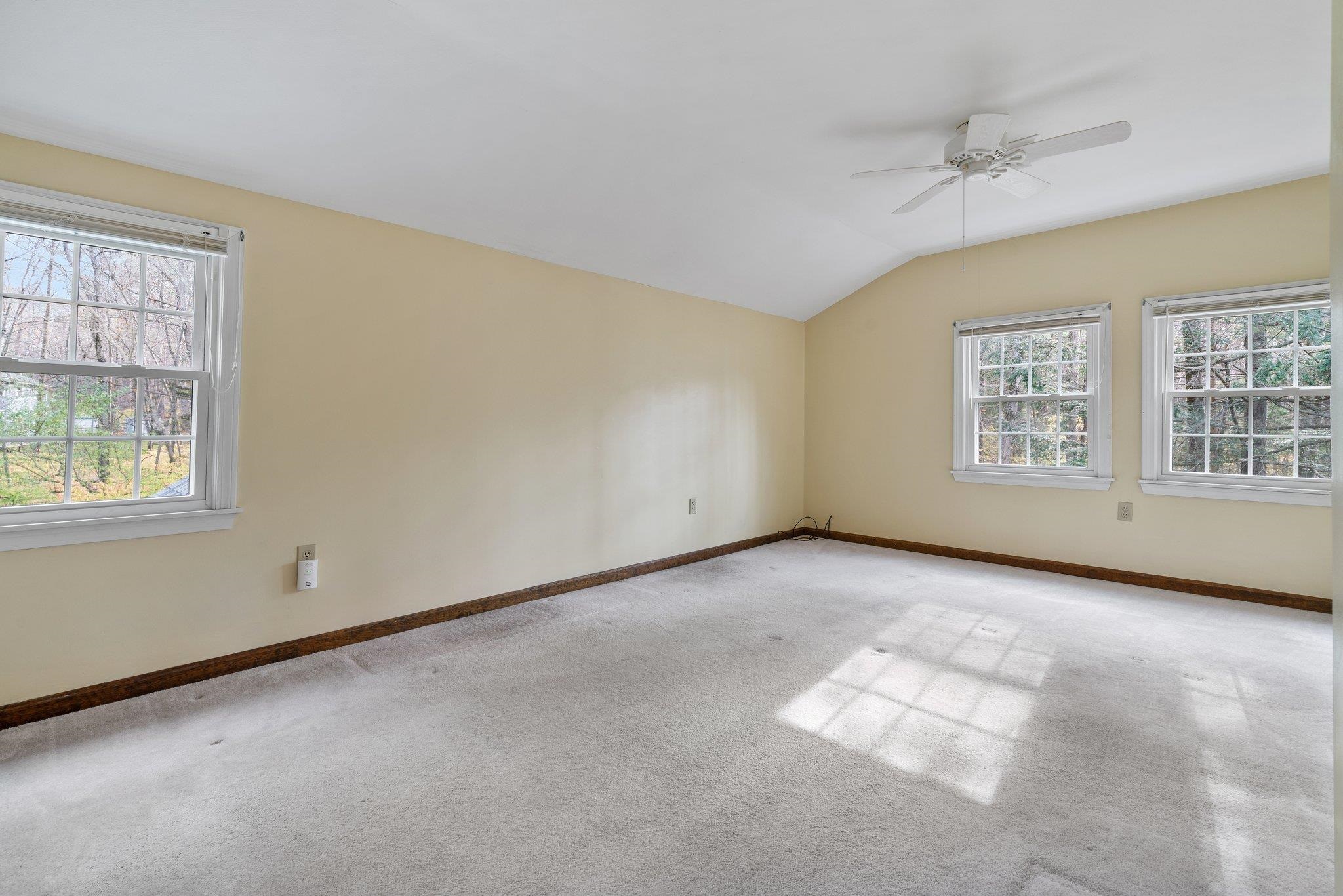 1 Hassell Road Merrimack, NH 03054 - Photo 22 of 40
