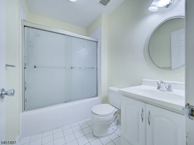 $299,000 | 208 Blackberry Court, Flemington, NJ 08822