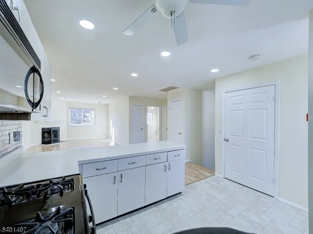 $299,000 | 208 Blackberry Court, Flemington, NJ 08822