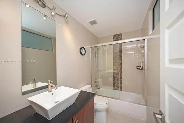 $6,500 | 9318 Northwest 50th Doral Circle South, Doral, FL 33178