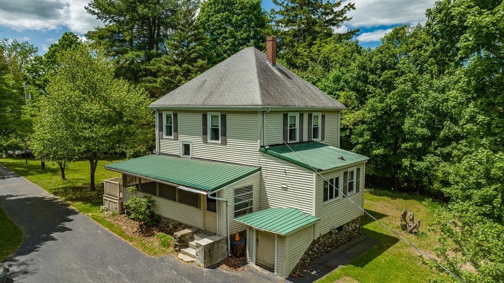 47 Green Street Danvers, MA 01923 - Photo 2 of 37