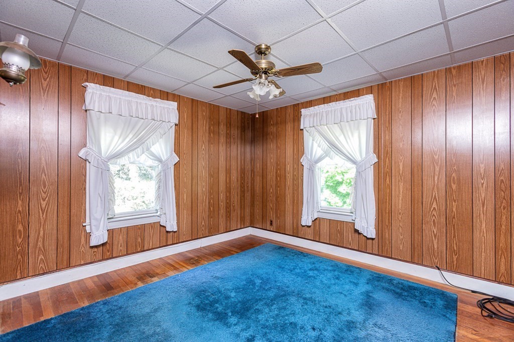 47 Green Street Danvers, MA 01923 - Photo 23 of 37