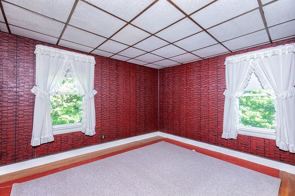 47 Green Street Danvers, MA 01923 - Photo 25 of 37