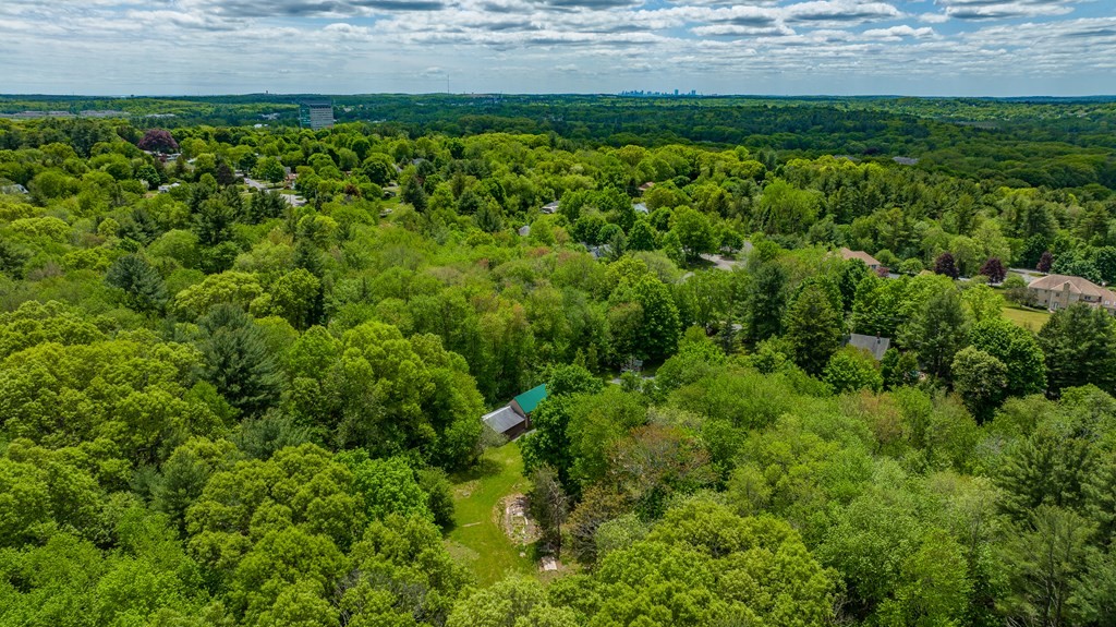 47 Green Street Danvers, MA 01923 - Photo 7 of 37