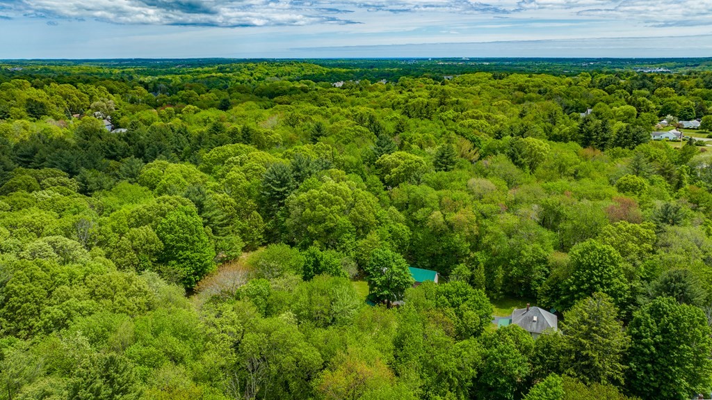 47 Green Street Danvers, MA 01923 - Photo 8 of 37