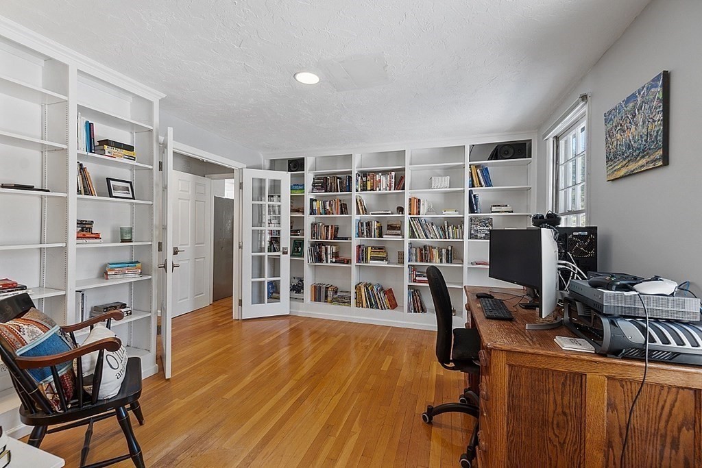 16 Seten Circle Andover, MA 01810 - Photo 17 of 41