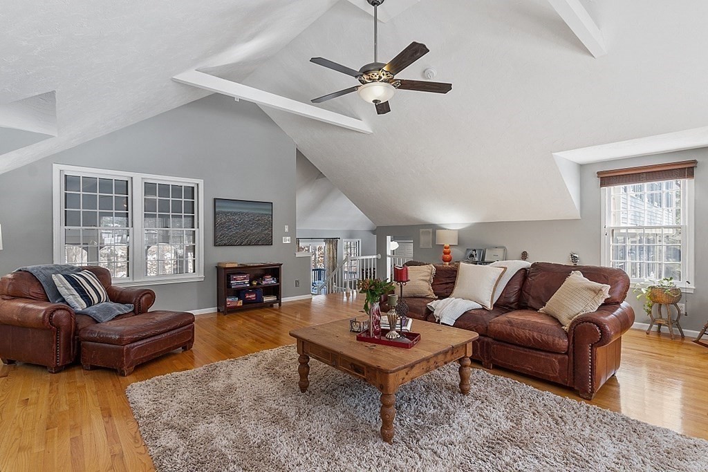 16 Seten Circle Andover, MA 01810 - Photo 3 of 41