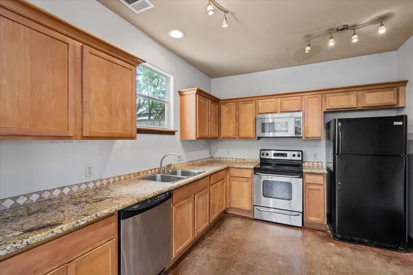 $2,650 | 15306 Oklahoma Street, Austin, TX 78734