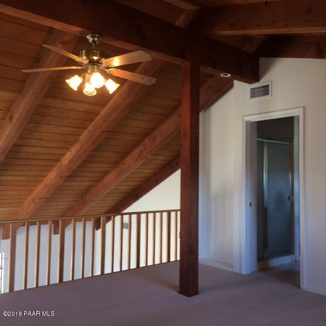 3400 West Runway Road Paulden, AZ 86334 - Photo 14 of 51 Master Loft Suite