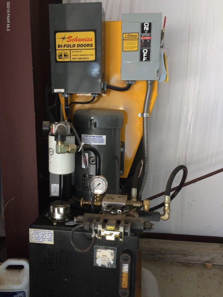 3400 West Runway Road Paulden, AZ 86334 - Photo 39 of 51 Schweiss Door Control