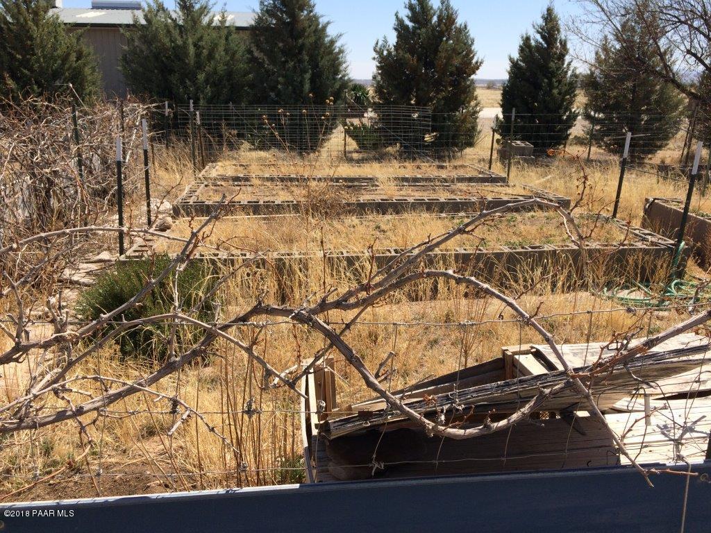 3400 West Runway Road Paulden, AZ 86334 - Photo 43 of 51 7 Fenced Raised Garden Beds