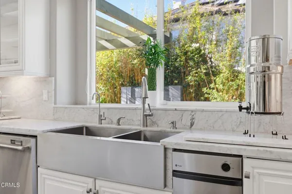 $2,549,000 | 7168 Camino Las Ramblas, Camarillo, CA 93012