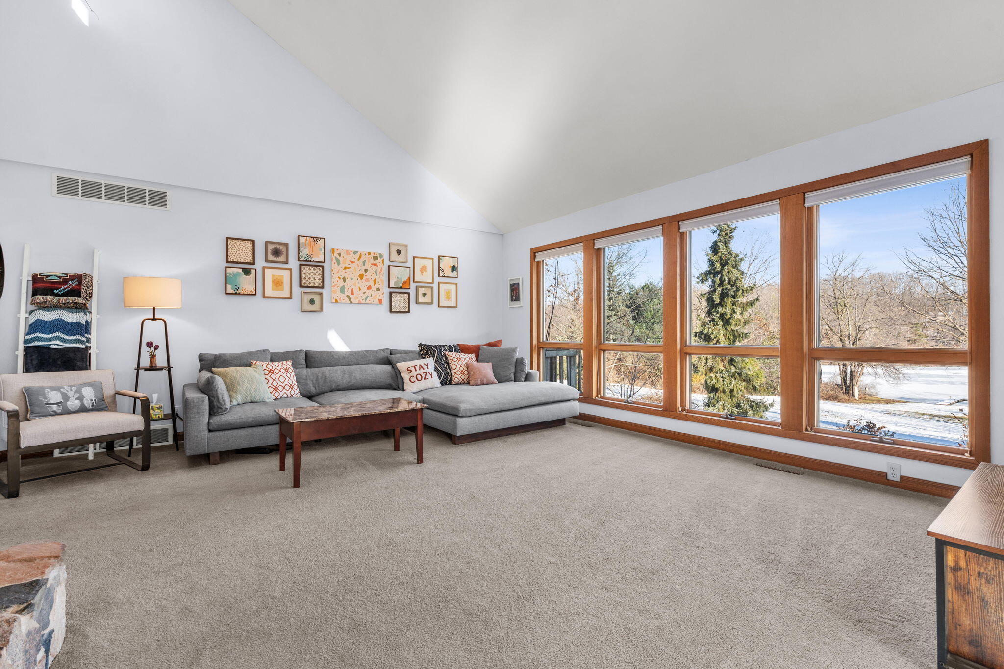 13855 Belding Road Northeast Belding, MI 48809 - Photo 13 of 117 12-web-or-mls-004