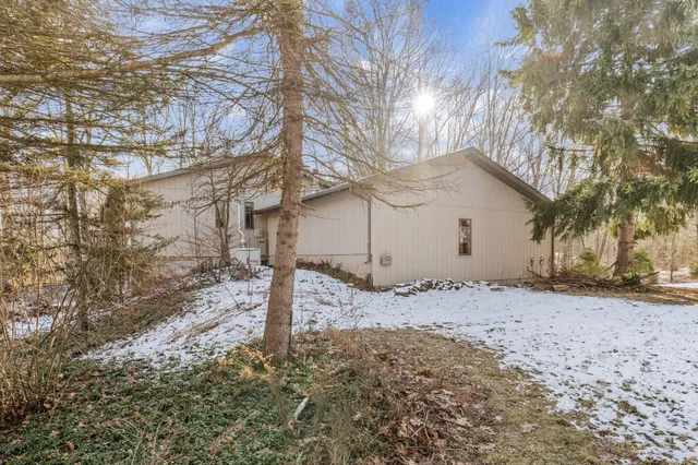 $699,000 | 13855 Belding Road Northeast, Belding, MI 48809