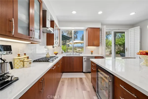 $1,225,000 | 23327 Summerglen Place, Valencia, CA 91354