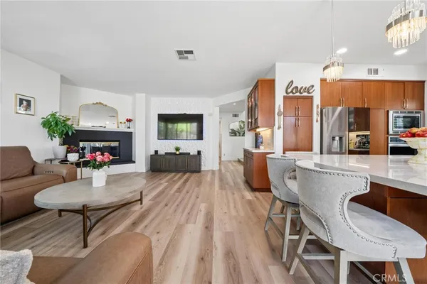 $1,225,000 | 23327 Summerglen Place, Valencia, CA 91354