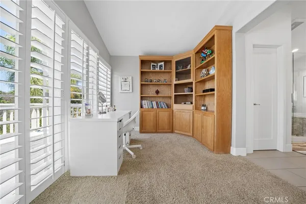 $1,225,000 | 23327 Summerglen Place, Valencia, CA 91354