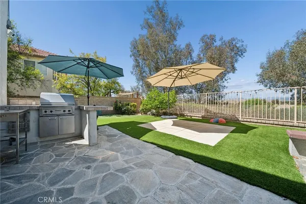 $1,225,000 | 23327 Summerglen Place, Valencia, CA 91354