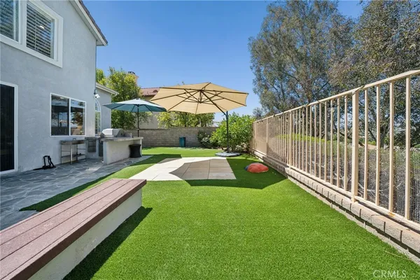 $1,225,000 | 23327 Summerglen Place, Valencia, CA 91354