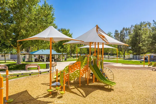 $1,225,000 | 23327 Summerglen Place, Valencia, CA 91354