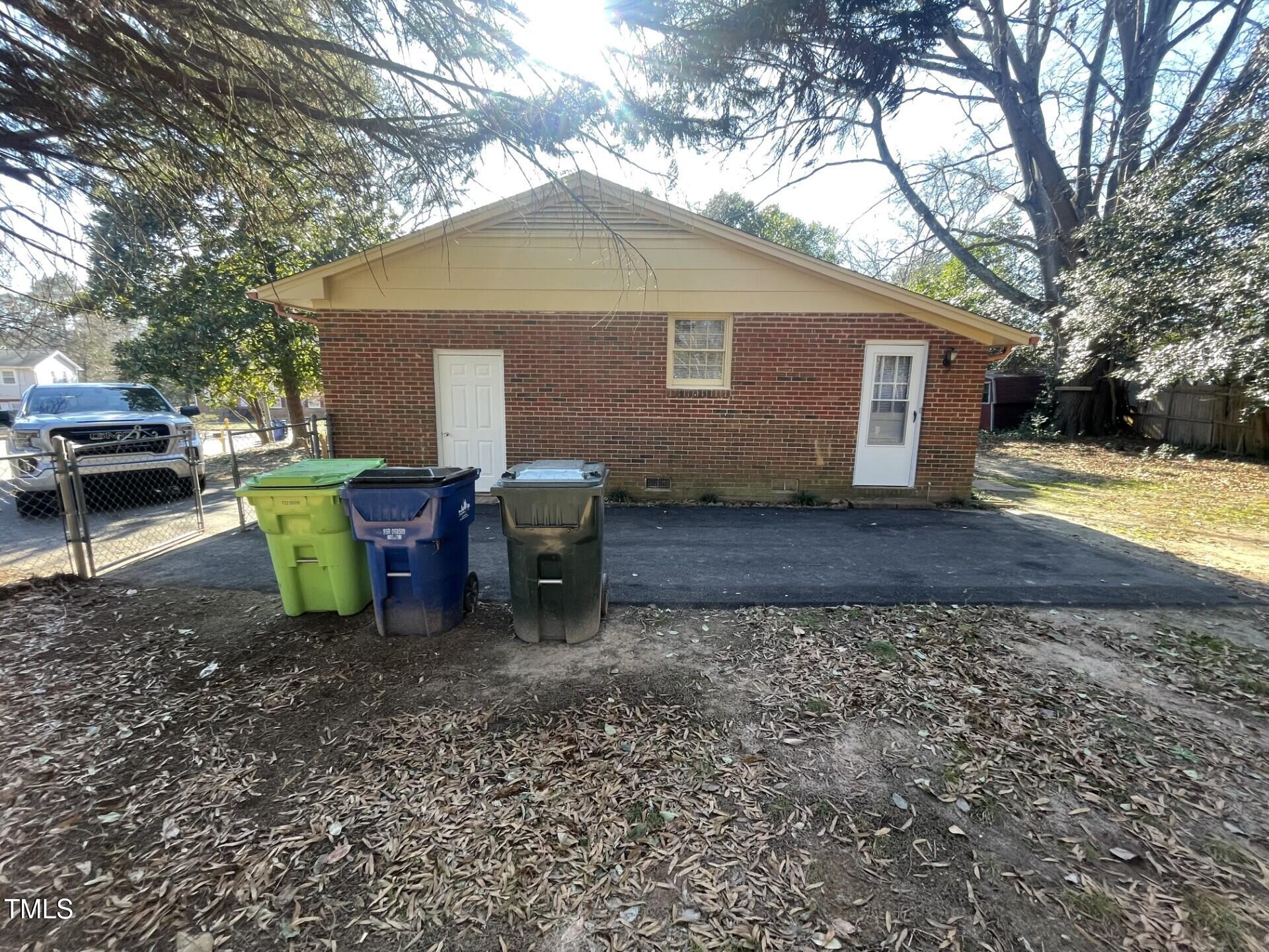 2801 Oshanter Place Raleigh, NC 27604 - Photo 14 of 16 thumbnail_IMG_3102